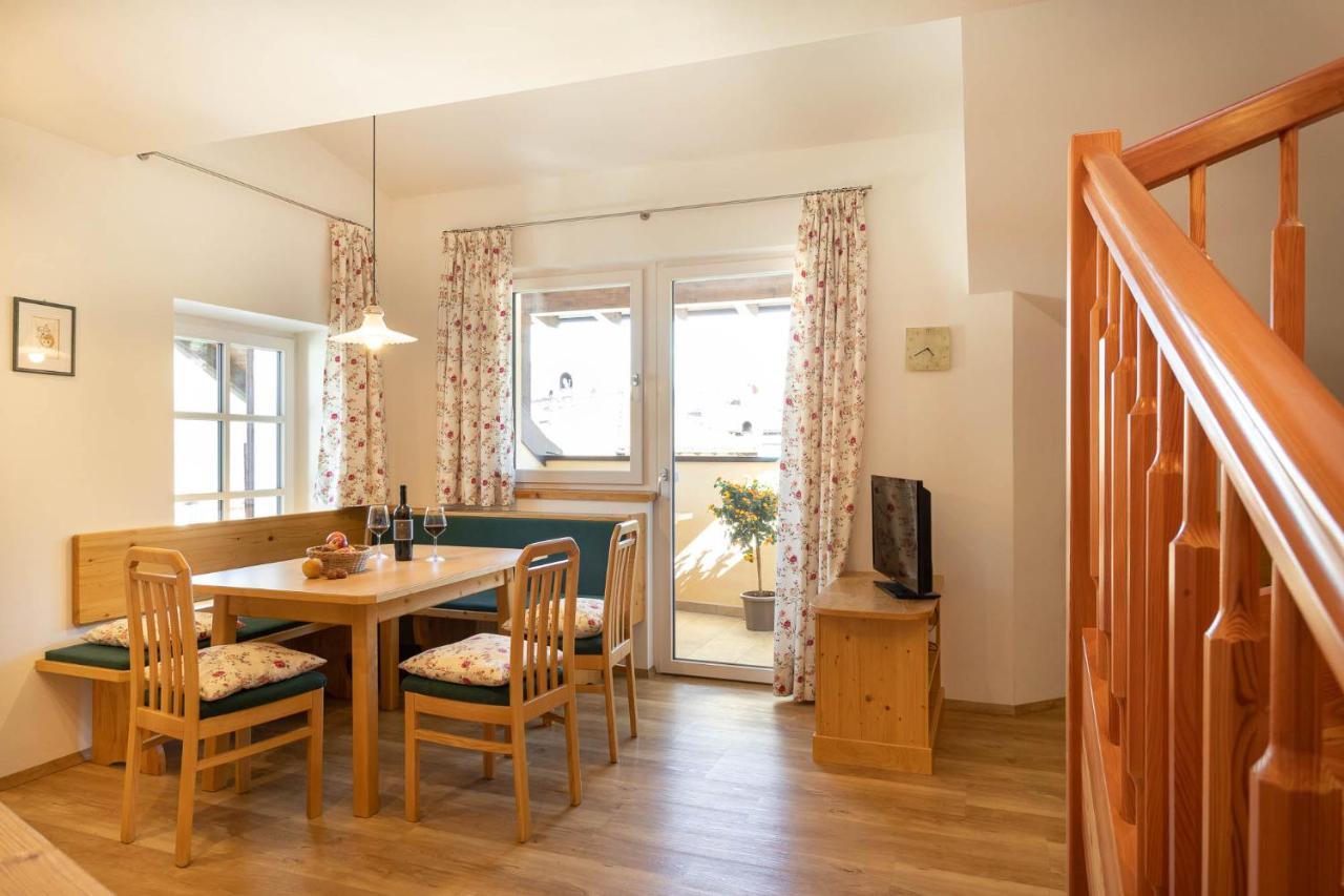 Kreuzwegerhof Nals Apartamento Exterior foto